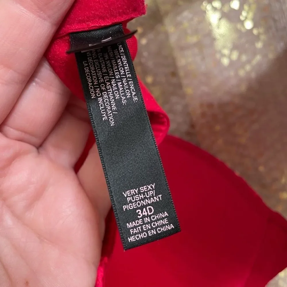 Victorias Secret Red Pink Lace Very Sexy Push Up Bra 34D NWOT